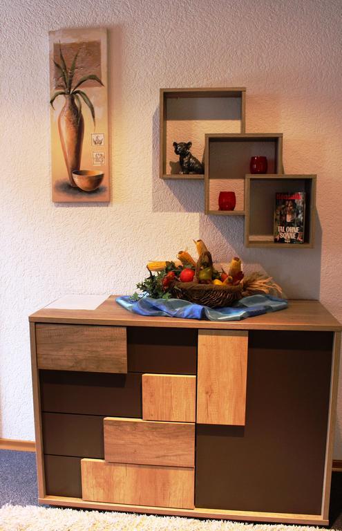 Wiesent Gaeste-Haus Roesch מראה חיצוני תמונה