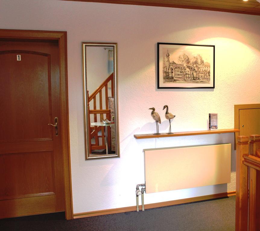 Wiesent Gaeste-Haus Roesch מראה חיצוני תמונה